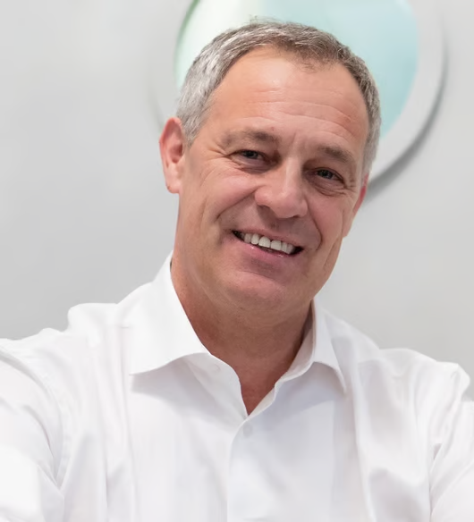 Porträt von mobilem Zahnarzt Dr. Ernst Weinmann